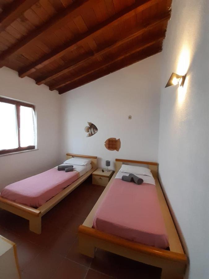 Pierhouse Li Piri Apartment Сан Теодоро Екстериор снимка